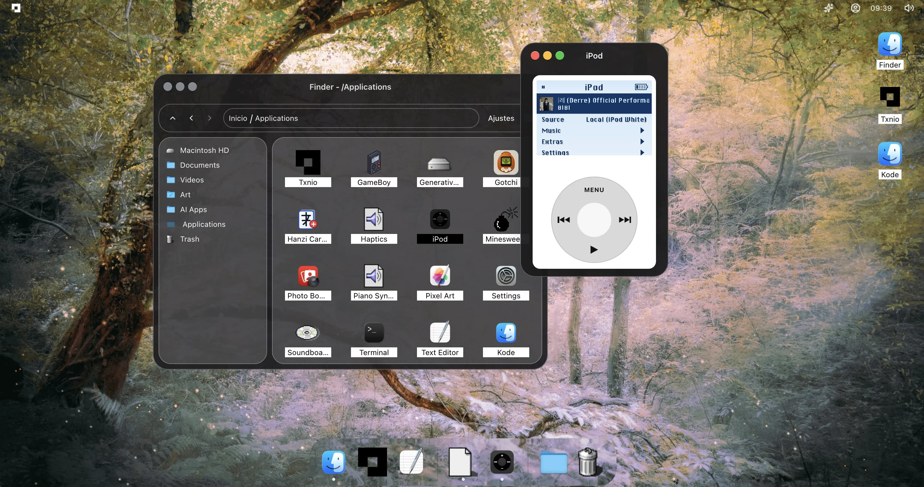 txniOS desktop with Finder and iPod windows open.